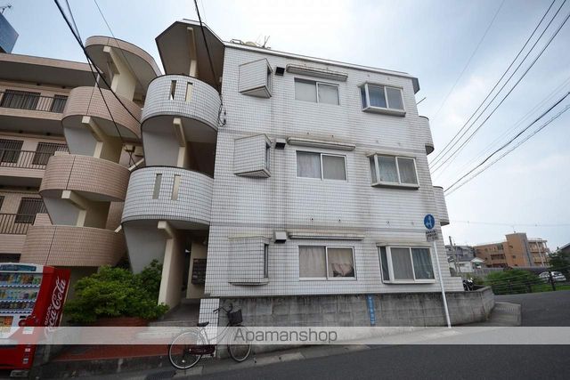 宇宿リバーハイツの外観写真