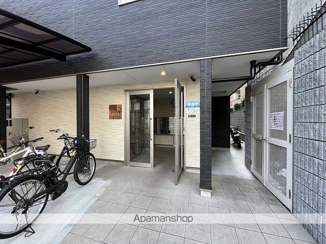 AILE京橋の玄関写真