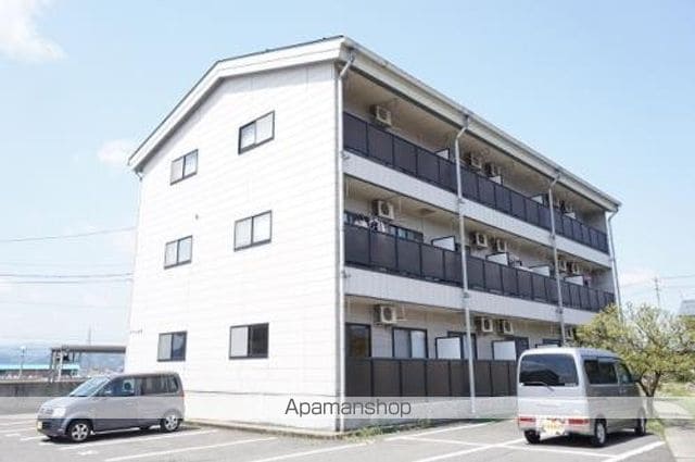 アーバン杉本の外観写真