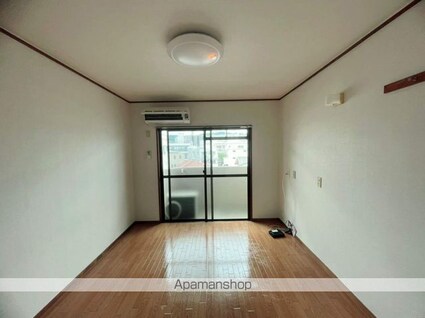 ＡＭＡＬＦＩ　９０[1K/21.6m2]のリビング・居間