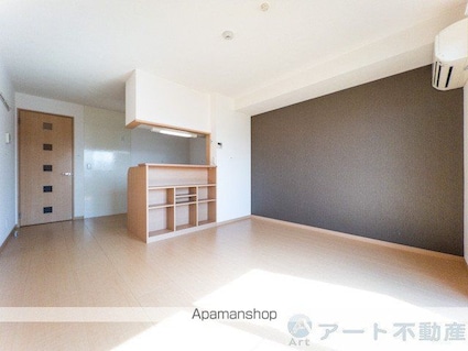 ジュネス針田　Ｂ棟[2LDK/56.34m2]のリビング・居間