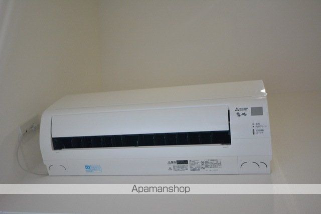 アースクエイク上条A棟の内装写真