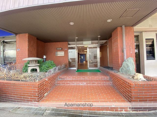 高井田ランプハウスの玄関写真