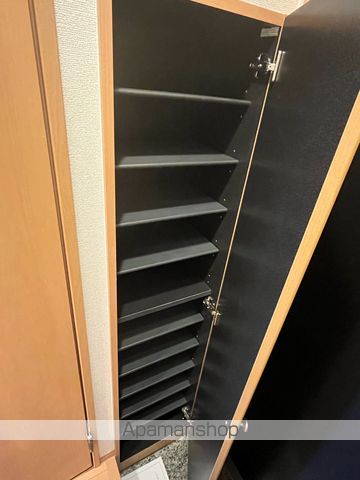 アンプルールフェール ルミエール富木の内装写真