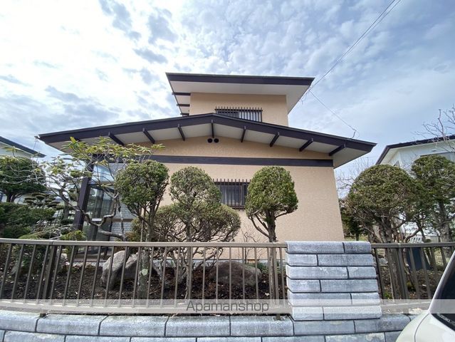 西旭岡町1丁目22番戸建の外観写真