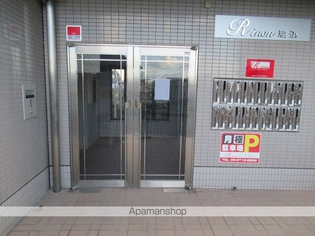 RINON脇浜の玄関写真