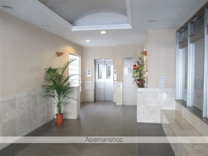 ライオンズマンション新都心[3LDK/68.13m2]の外観2