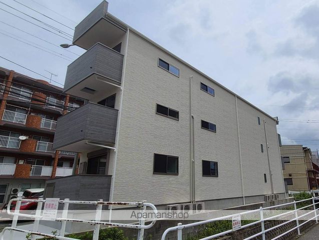 プレチサメンテ今宿駅前の外観写真
