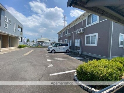 香川県高松市三名町[1LDK/46.22m2]の駐車場