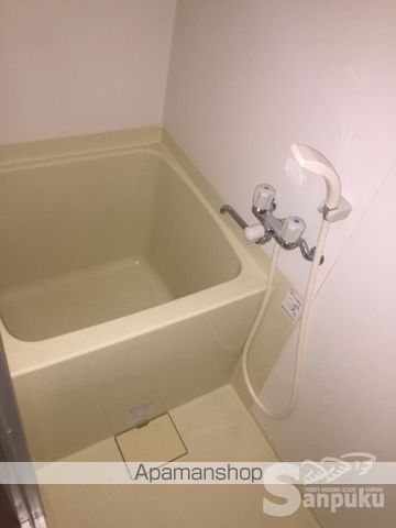 道後今市マンションの内装写真
