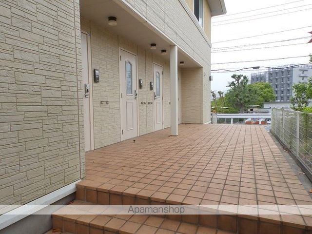 セジュールヒットワンAの玄関写真