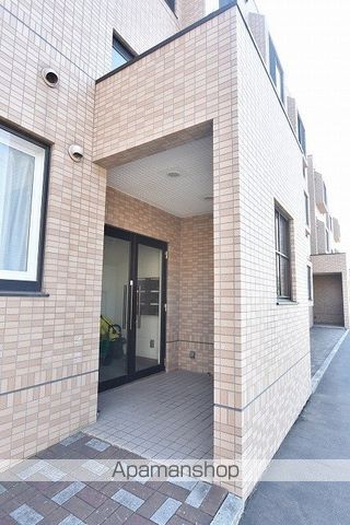 プレアデス篠路の玄関写真