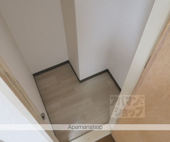 レジデンスタキザワの内装写真
