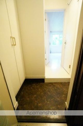 REVO−Aの内装写真