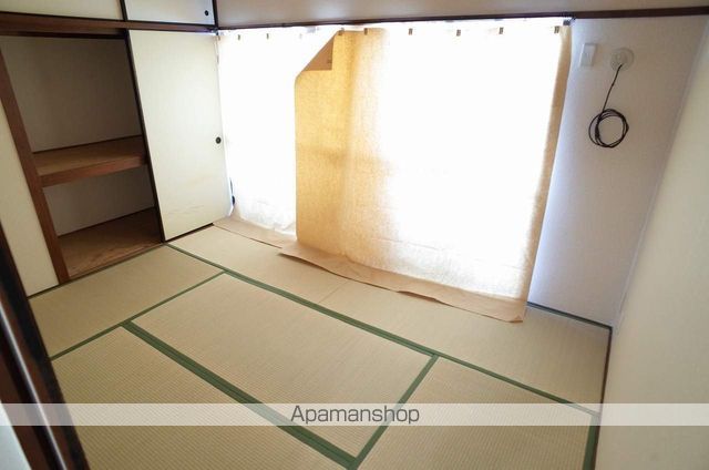 ヒロミツイーストの内装写真
