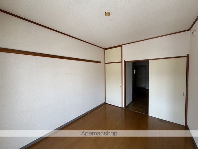 ビューハイツ南千田の内装写真
