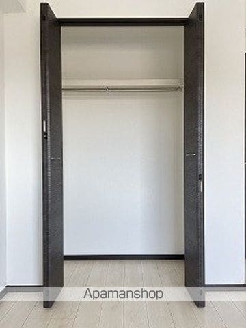 クロノス40新町IIIの内装写真