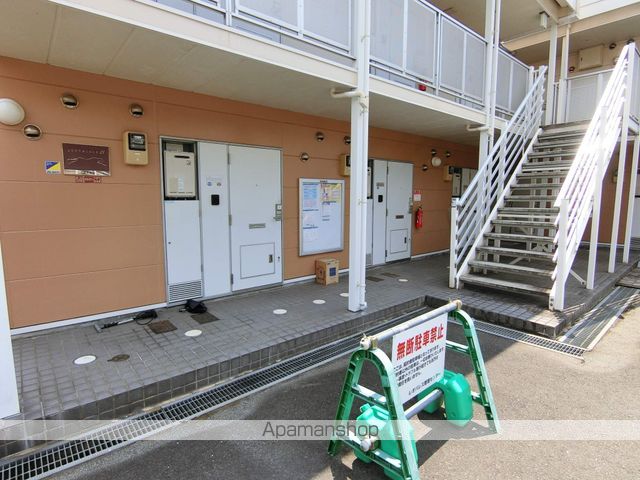 レオパレスTAKEOの玄関写真