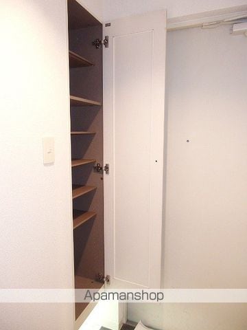 CITY SPIRE 南3条IIの内装写真