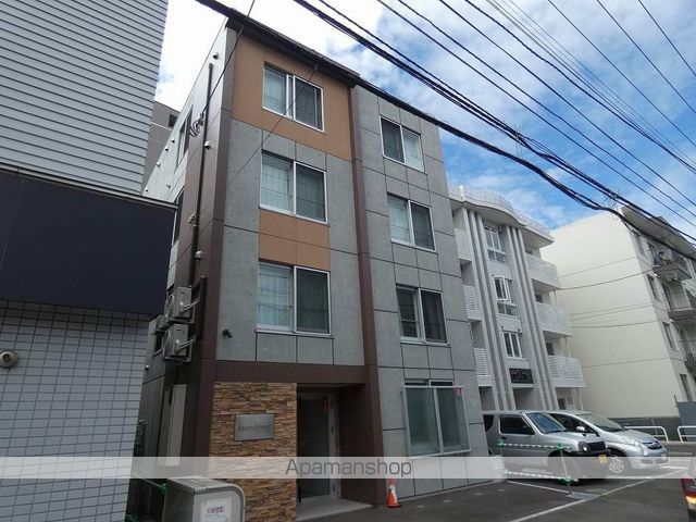 グランシャリオ平岸の外観写真