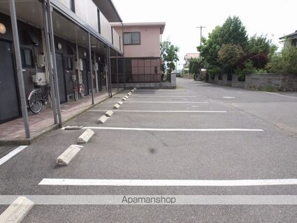 フレグランスランドＣＤ[1R/24.71m2]の駐車場