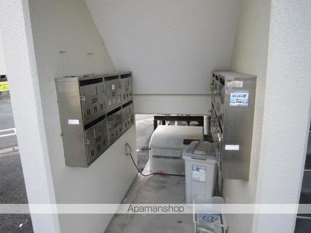 栄マンションの外観写真