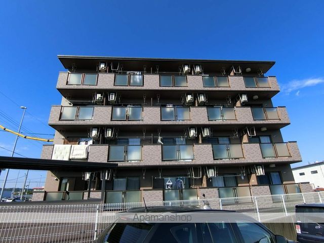 カウベルIIの外観写真