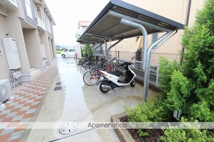 シムリーミナⅢ[2LDK/57.71m2]の共用部2