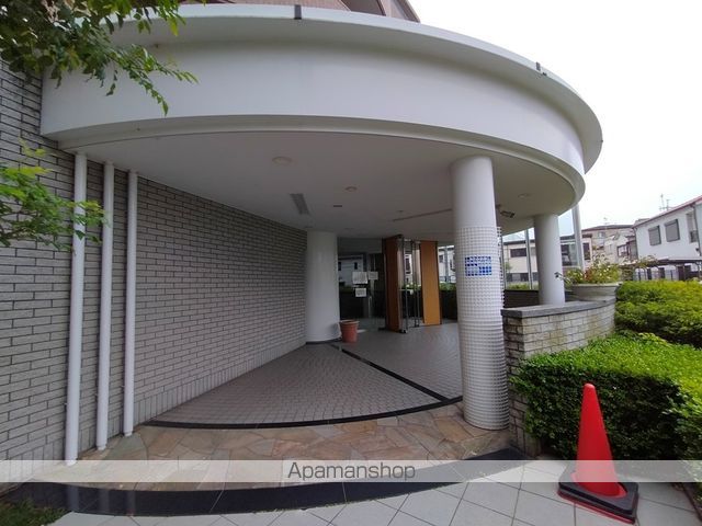 グラシア久宝園の玄関写真