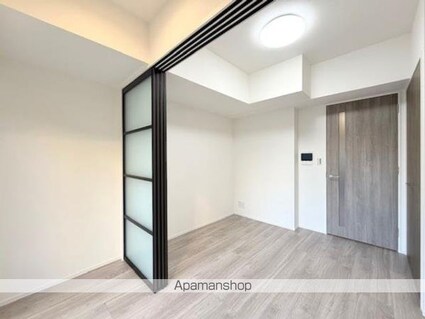 エレミ本蓮沼[2K/25.25m2]のリビング・居間5