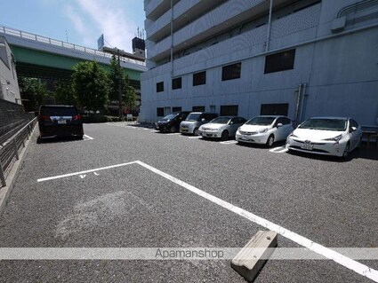 ヤマコ第２ビル[2LDK/60.4m2]の駐車場