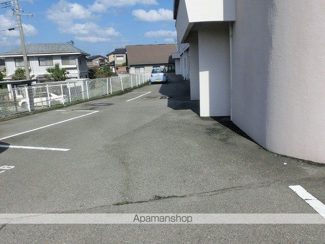 中央ハイツの外観写真