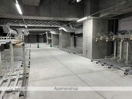 東京都新宿区西新宿５丁目[1LDK/44.16m2]の共用部5