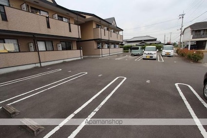 モルティ・ＭＫ[1R/25.25m2]の駐車場