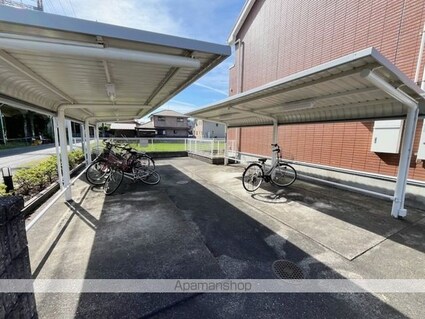 Ａｎｎｉｖｅｒｓａｒｙ弐番館[2LDK/57.02m2]のエントランス1