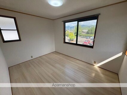 メゾンド濵田[4LDK/93.84m2]のリビング・居間4