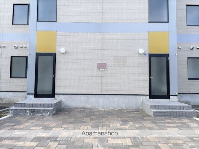 レオパレスK.Yの玄関写真