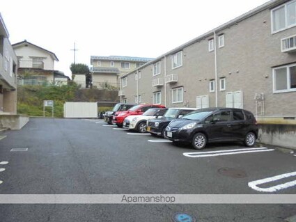 長野県長野市新諏訪１丁目[1LDK/46.22m2]の駐車場
