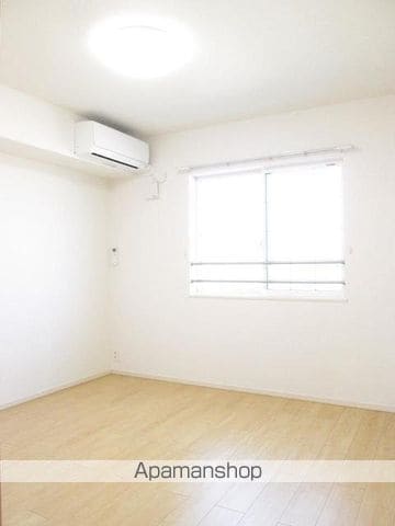 apartment 山形県米沢市花沢町１丁目1-6
花沢町の賃貸情報を見る
物件地図