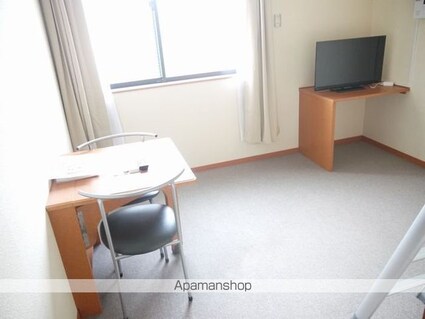 レオパレスくるまや[1K/20.28m2]のリビング・居間