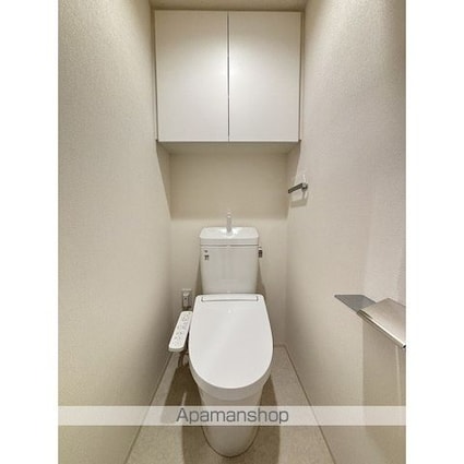 アジールコート練馬中村橋[2LDK/42.52m2]のトイレ