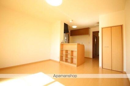 岡山県岡山市北区野田３丁目[2LDK/65.6m2]のリビング・居間