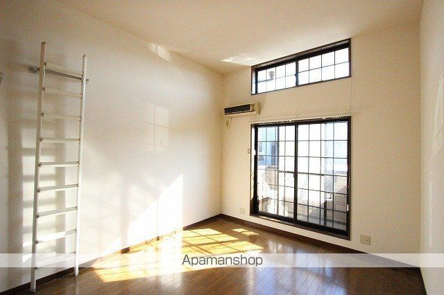 アヴァンセ富沢南参番館の内装写真