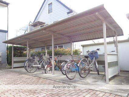 ホワイトディアス松川Ａ棟[2DK/49.52m2]の共用部1
