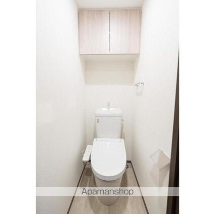 ザ・グラヴィティ新宿[2DK/35.22m2]のトイレ