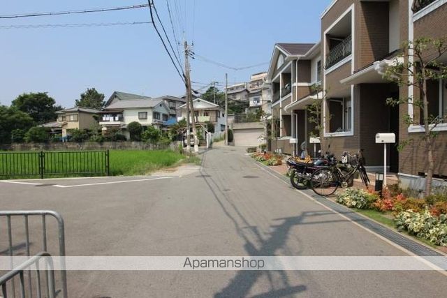 ヴィラージュ刀根山IIIの外観写真