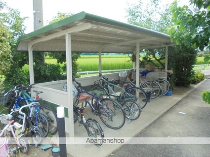 ベルク・ヴィラ　Ａ棟[3DK/55.71m2]の共用部1