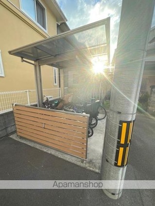 香川県高松市上之町３丁目[2LDK/59.92m2]の共用部1