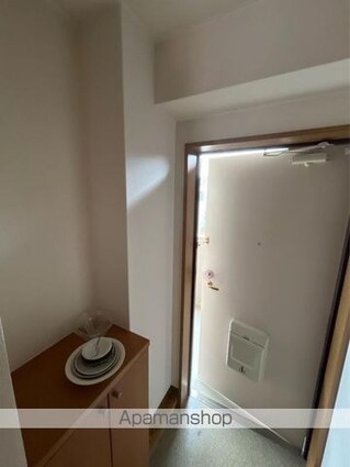 デロリアン　[1K/27.2m2]の玄関