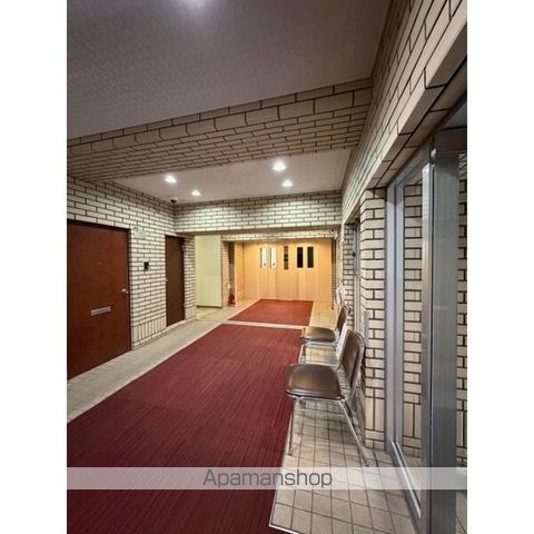 朝日プラザ円山公園の玄関写真